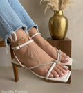 SANDALIA