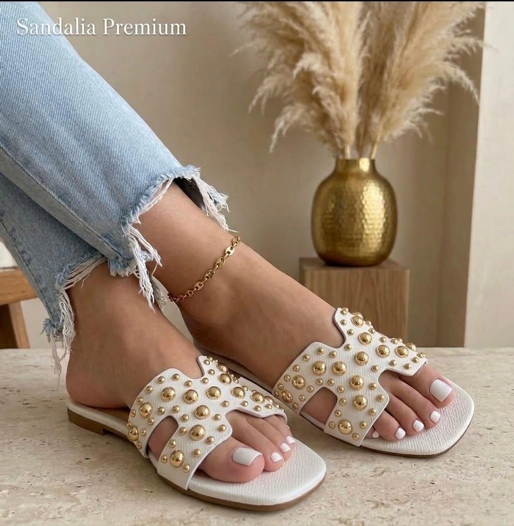 SANDALIA